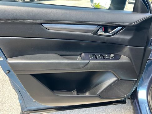 Used 2020 MAZDA CX-5 Touring FWD image 17