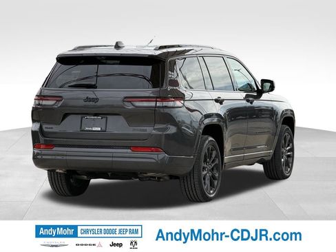 New 2026 Jeep Grand Cherokee L Limited AWD/4WD image 7