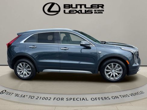 Used 2020 Cadillac XT4 Premium Luxury FWD image 4