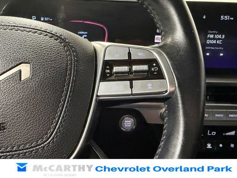Used 2025 Kia Telluride S FWD image 14