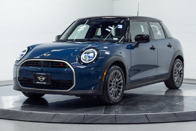 Used 2025 MINI Cooper S FWD image 6