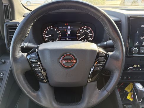 Used 2022 Nissan Frontier Pro-X w/ Pro-X Premium Package RWD image 14