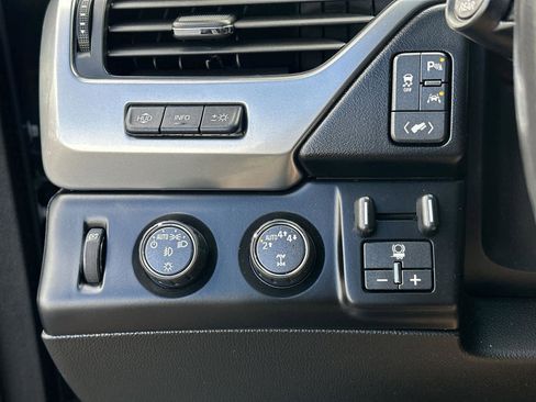 Used 2018 Chevrolet Tahoe Premier w/ RST 6.2L Performance Edition image 29