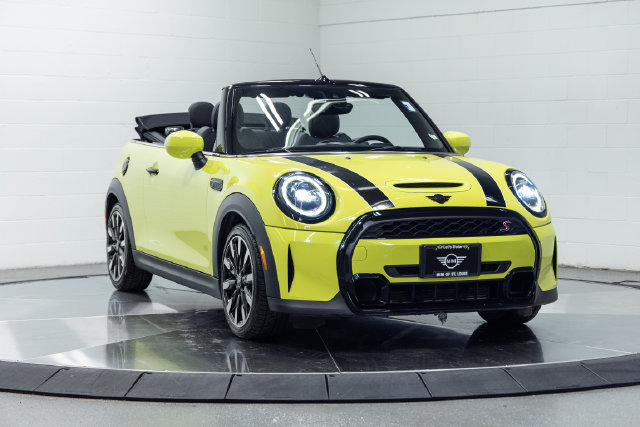 Used 2024 MINI Cooper S FWD image 4