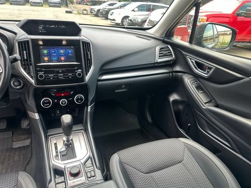Used 2023 Subaru Forester Premium AWD/4WD image 26