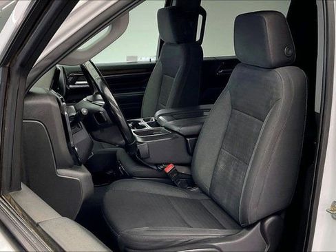 Used 2024 Chevrolet Silverado 2500 LT image 17