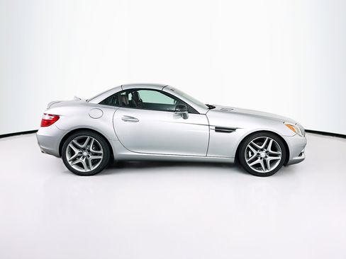 Used 2015 Mercedes-Benz SLK 250 image 10