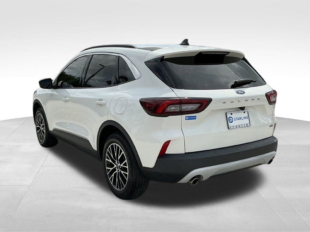 Certified 2023 Ford Escape SE FWD image 5