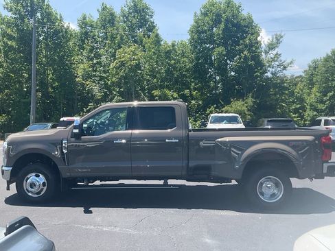 New 2026 Ford F350 Lariat w/ Chrome Package AWD/4WD image 8