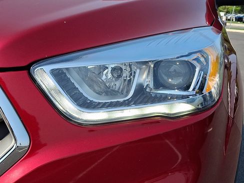 Used 2018 Ford Escape SEL AWD/4WD image 10