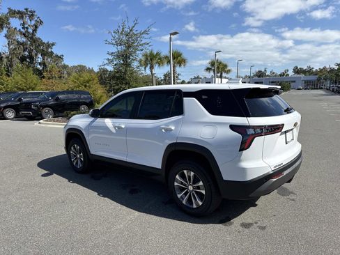 New 2026 Chevrolet Equinox LT image 5