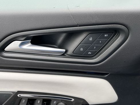 Used 2025 Honda Prologue Touring image 16