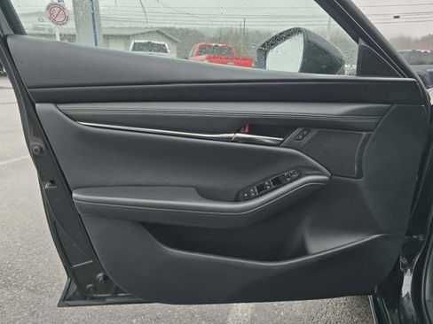 Used 2025 MAZDA MAZDA3 s image 15