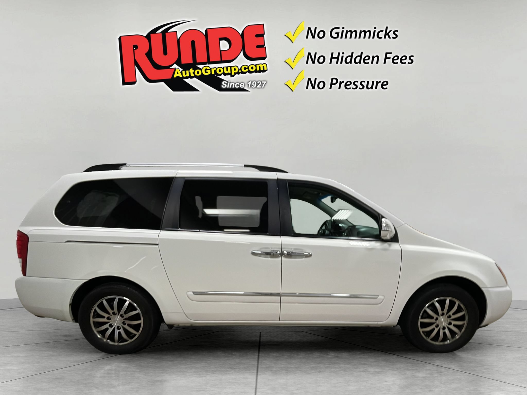 Used 2012 Kia Sedona EX FWD image 7
