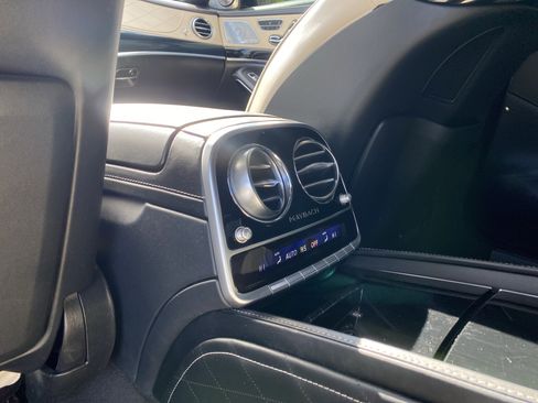 Used 2016 Mercedes-Benz Maybach S 600 image 37