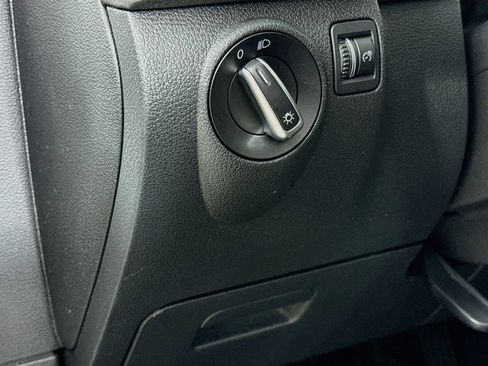 Used 2017 Volkswagen Tiguan Limited w/ Premium Package AWD/4WD image 11