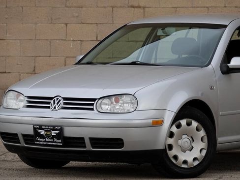 Used 2005 Volkswagen Golf GL image 2