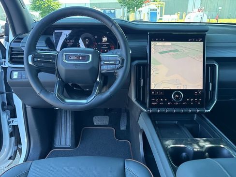 New 2026 GMC Acadia AT4 w/ Luxury Package AWD/4WD image 36