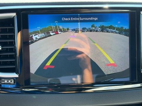 New 2026 Chrysler Voyager LX image 17