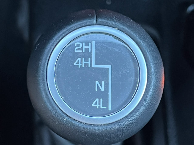 Used 2020 Jeep Gladiator Rubicon AWD/4WD image 39