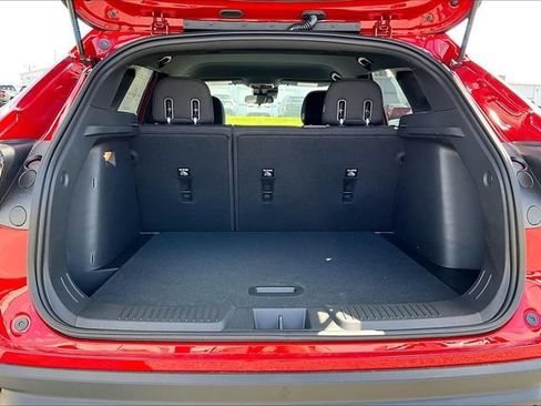 New 2026 Chevrolet Trax RS w/ Driver Confidence Package FWD image 15