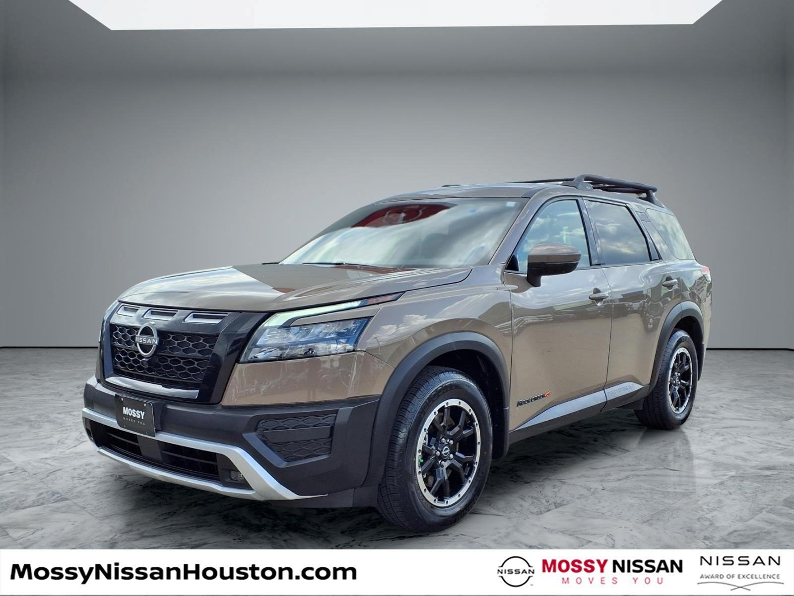 Used 2024 Nissan Pathfinder Rock Creek AWD/4WD image 4