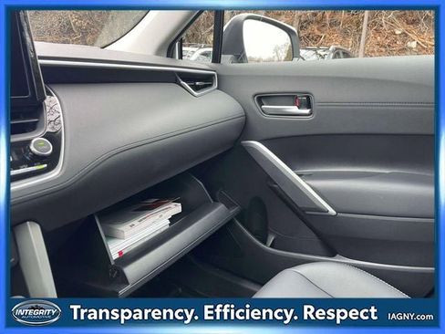 Certified 2024 Toyota Corolla Cross XLE w/ Convenience Package image 34