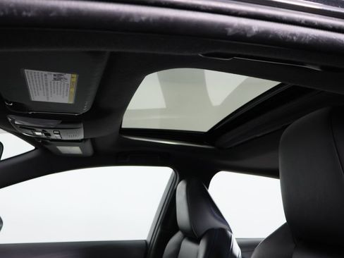 Used 2021 Toyota Corolla XSE image 22