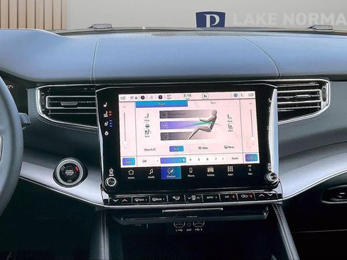 New 2026 Jeep Grand Wagoneer Limited AWD/4WD image 13
