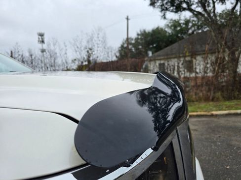 Used 2015 Chevrolet Silverado 1500 High Country w/ High Country Premium Package image 18