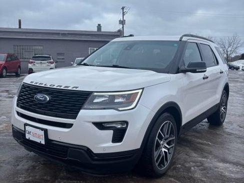 Used 2018 Ford Explorer Sport AWD/4WD image 3