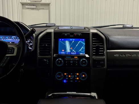 Used 2021 Ford F250 Lariat w/ Lariat Value Package image 20