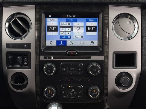 Used 2016 Ford Expedition EL Limited image 17