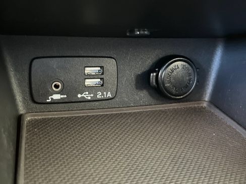 Used 2021 Subaru Forester w/ Popular Package #1 AWD/4WD image 38
