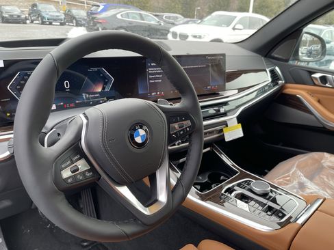 New 2026 BMW X5 xDrive40i w/ Climate Comfort Package image 10