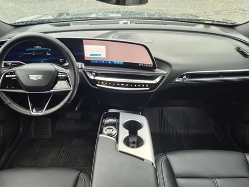 Used 2024 Cadillac Lyriq Tech w/ Driver Assist Package AWD/4WD image 30