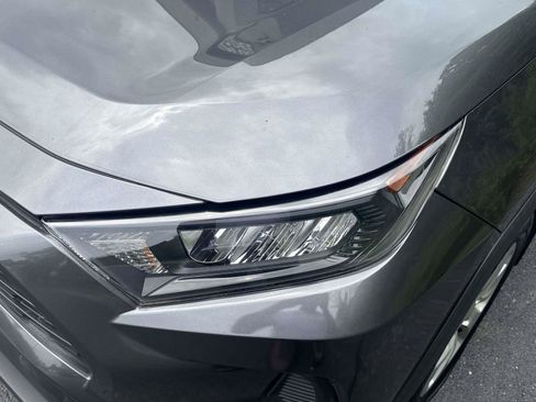 Certified 2021 Toyota RAV4 LE AWD/4WD image 2