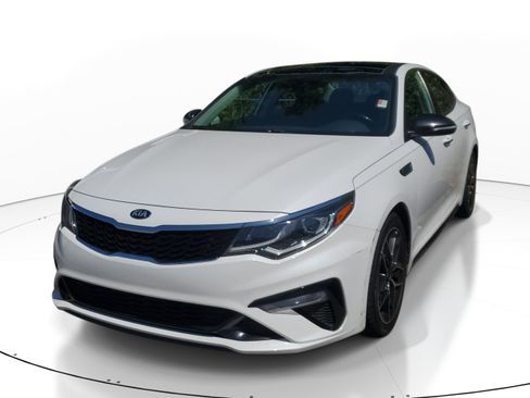 Used 2020 Kia Optima SE FWD image 3