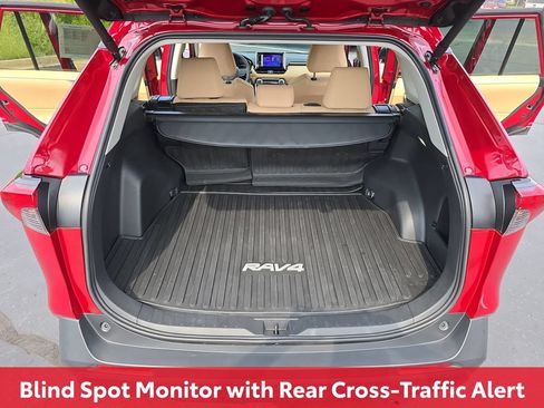 Certified 2025 Toyota RAV4 XLE w/ Convenience Package AWD/4WD image 15