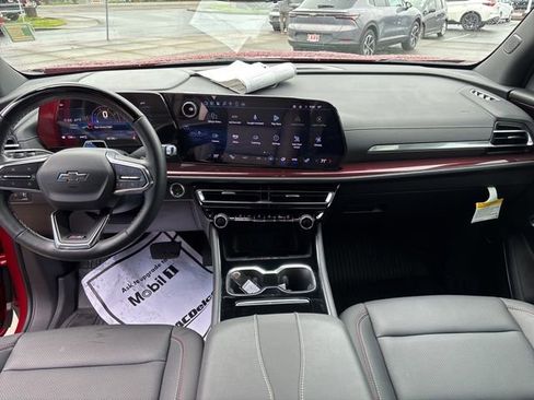 Used 2024 Chevrolet Traverse Z71 w/ Enhanced Driving Package image 14