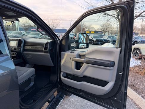Used 2019 Ford F250 XLT w/ XLT Premium Package image 23