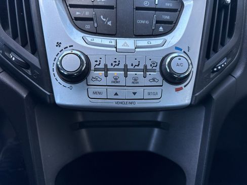 Used 2013 Chevrolet Equinox LS image 20