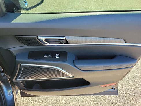 Certified 2024 Kia Telluride SX image 10