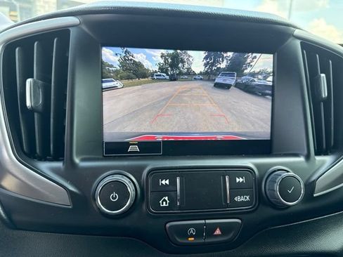 Used 2023 GMC Terrain AT4 AWD/4WD image 11