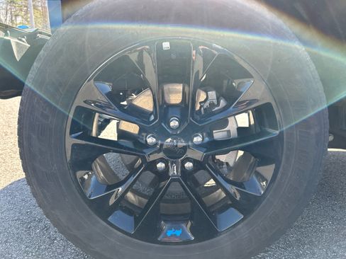 Used 2023 Jeep Wrangler Sahara w/ Cold Weather Group image 10