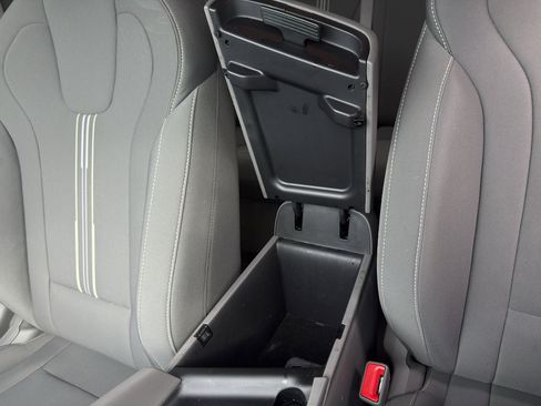 Used 2023 Hyundai Elantra SEL FWD image 40