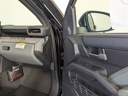 New 2025 Toyota Tacoma 4x4 Double Cab Hybrid image 4