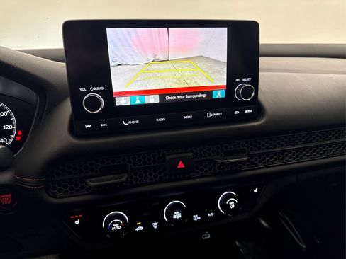 Used 2023 Honda HR-V Sport image 38
