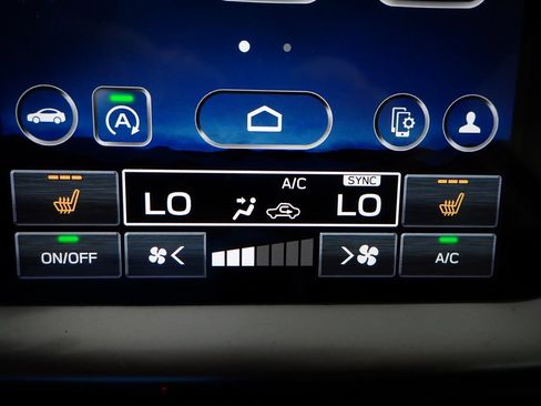 Used 2023 Subaru Outback Premium AWD/4WD image 5
