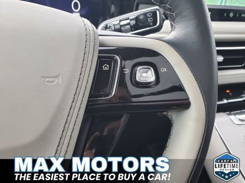 Used 2025 Lincoln Aviator Reserve w/ Luxury Package image 28